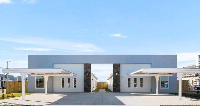 5601 Ozark - Photo 1