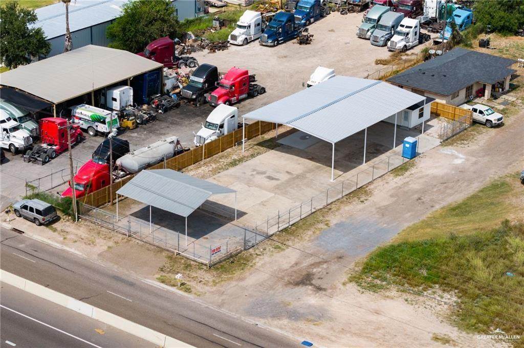 7702 Expressway 83 - Photo 1