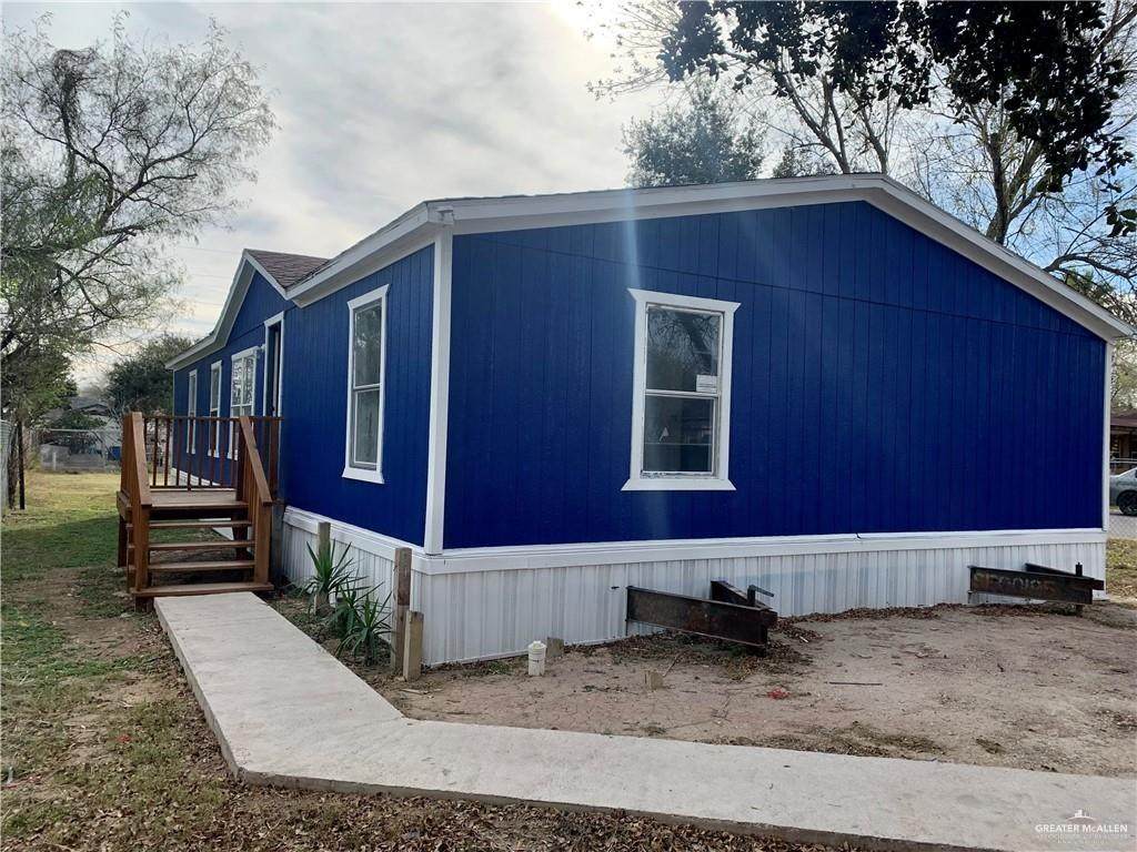 1319 Hooper - Photo 1