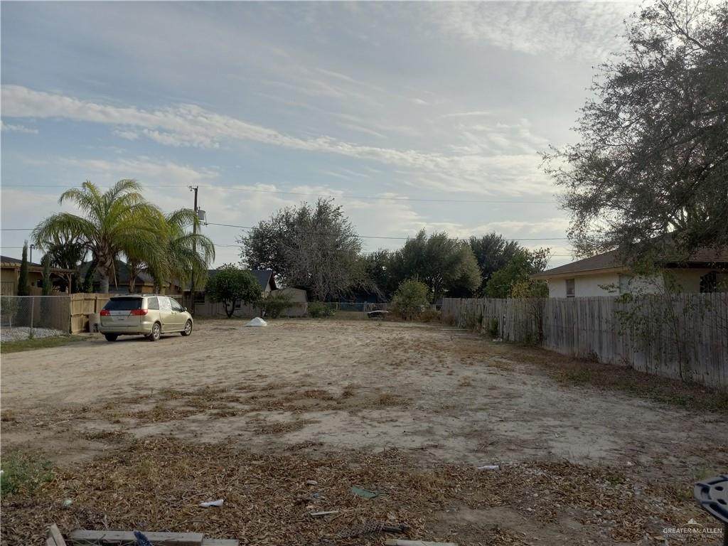 601 Patricia - Photo 1