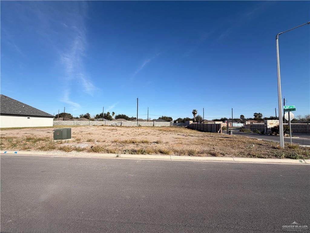 5802 44th - Photo 1