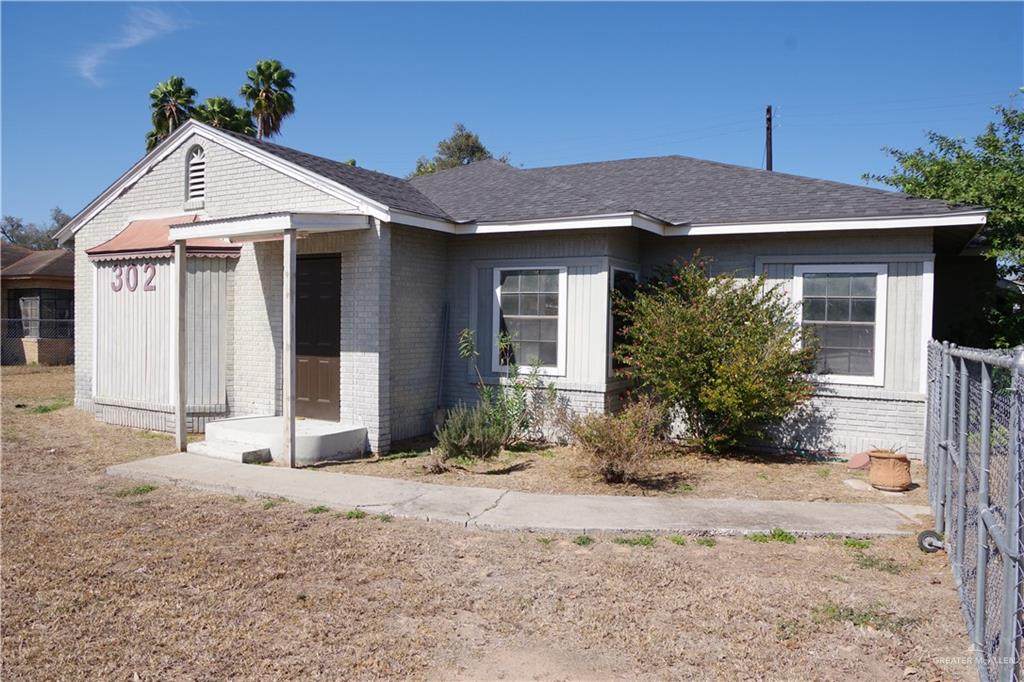 302 Sam Houston - Photo 1