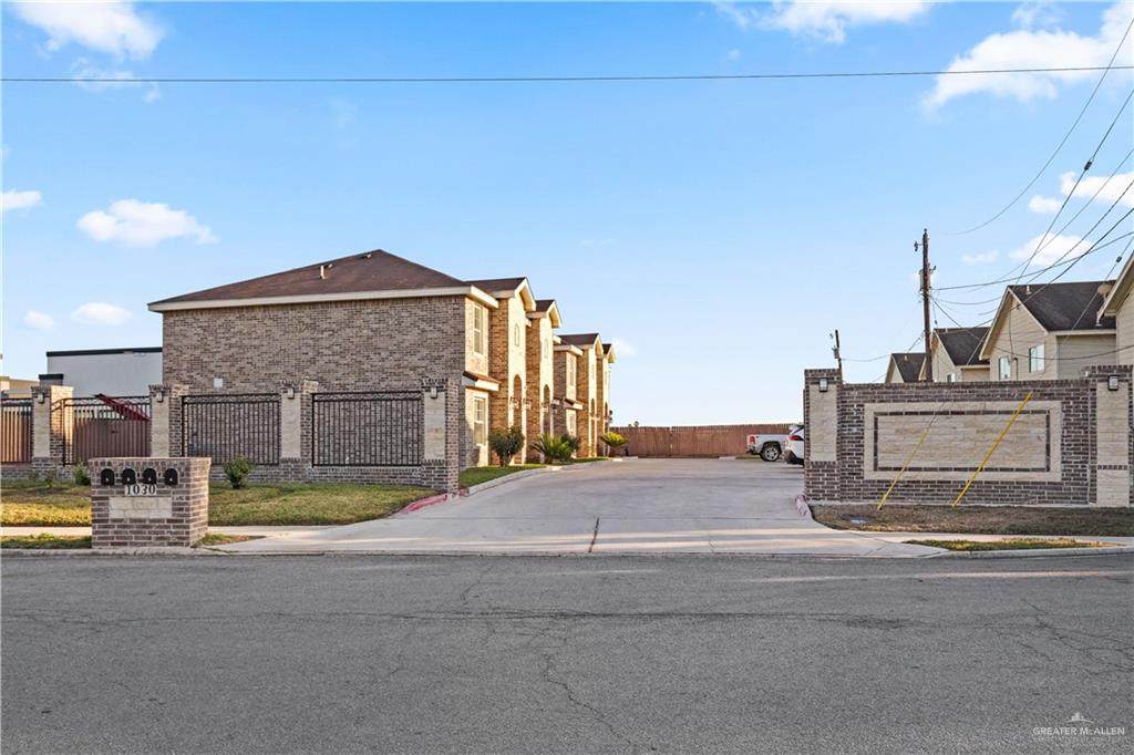 https://bt-photos.global.ssl.fastly.net/mcallen/orig_boomver_1_494291-2.jpg
