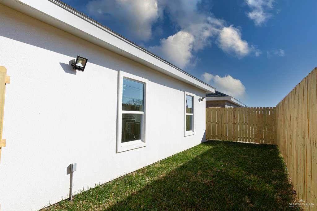 https://bt-photos.global.ssl.fastly.net/mcallen/orig_boomver_1_494524-2.jpg