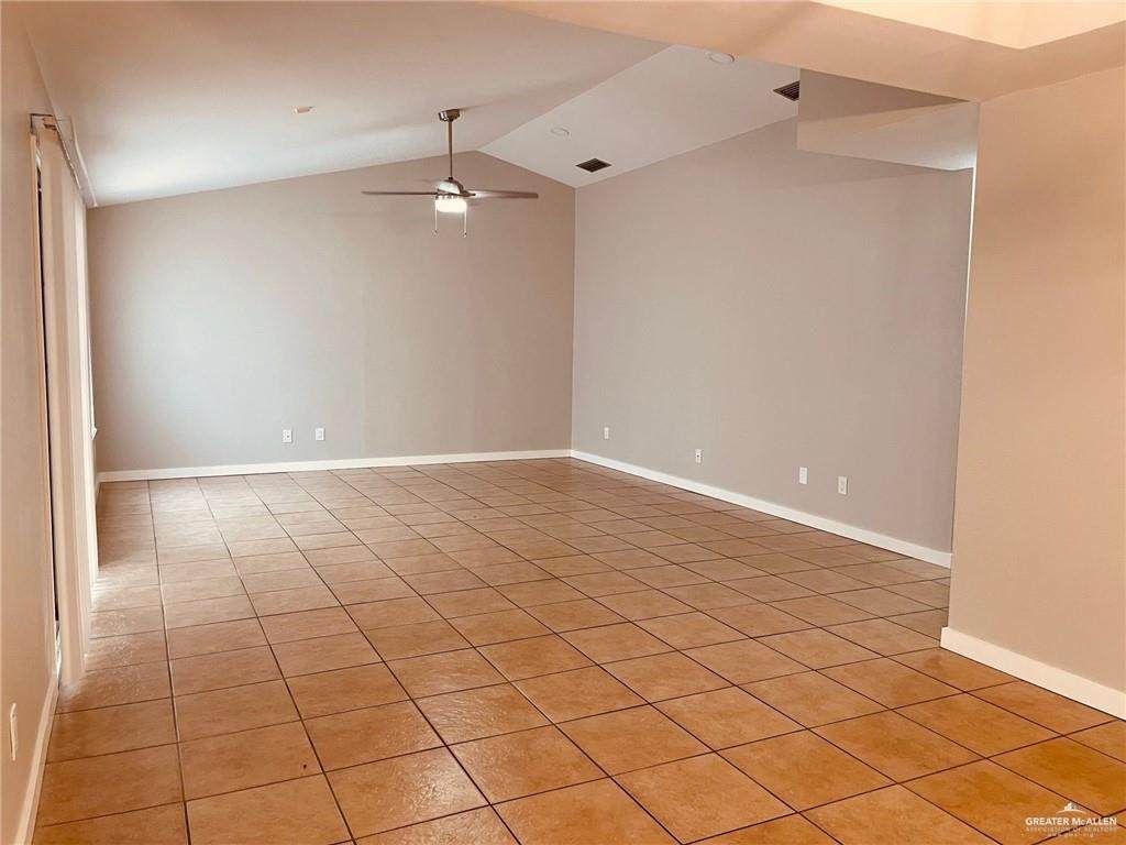 https://bt-photos.global.ssl.fastly.net/mcallen/orig_boomver_1_494704-2.jpg