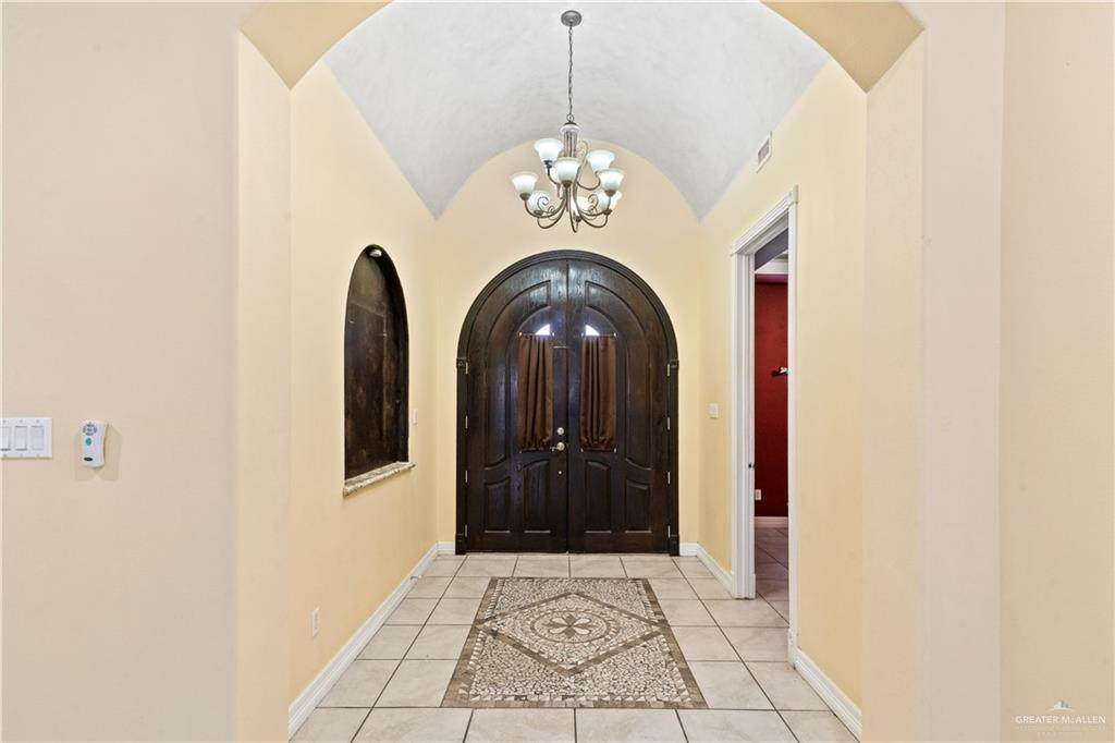 https://bt-photos.global.ssl.fastly.net/mcallen/orig_boomver_1_494857-2.jpg
