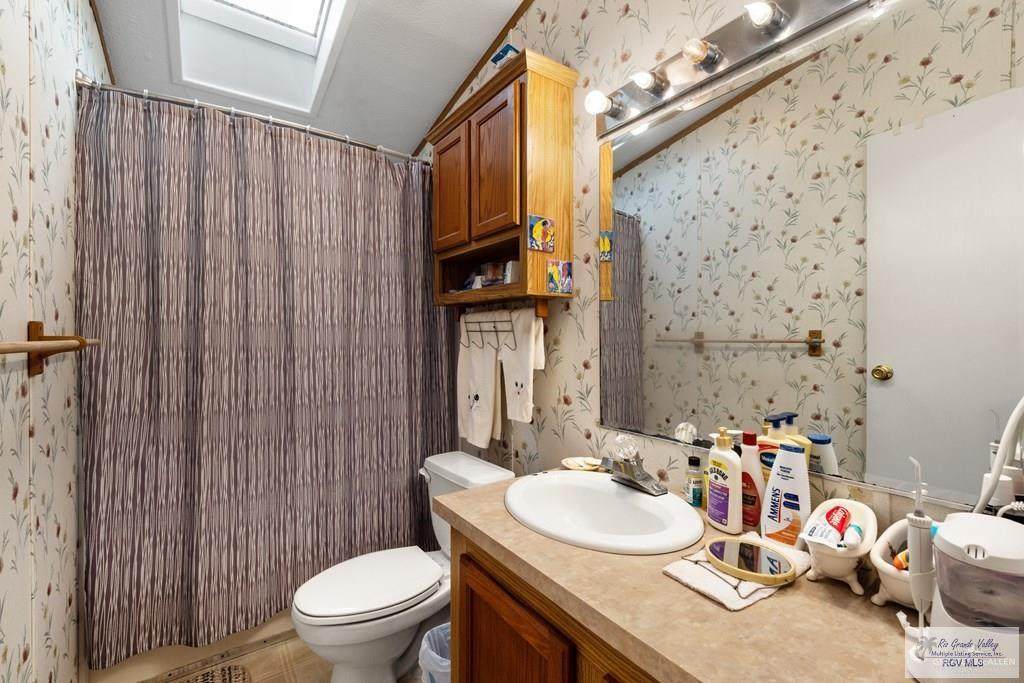 https://bt-photos.global.ssl.fastly.net/mcallen/orig_boomver_1_494947-2.jpg