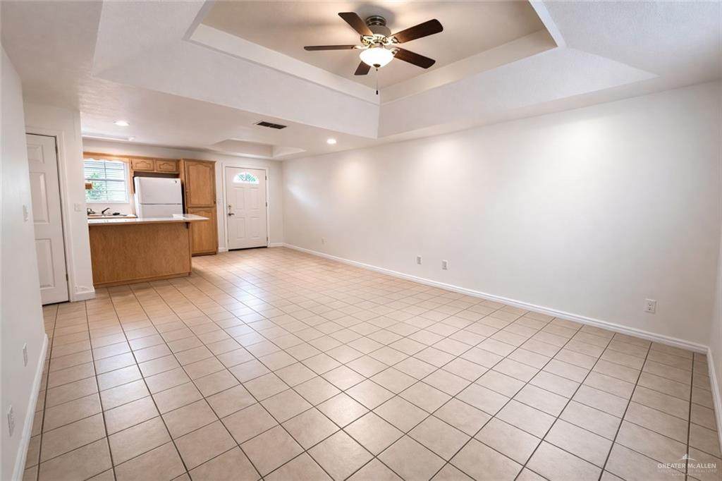 https://bt-photos.global.ssl.fastly.net/mcallen/orig_boomver_1_496396-2.jpg