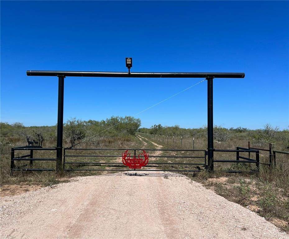 0 Private - Photo 1