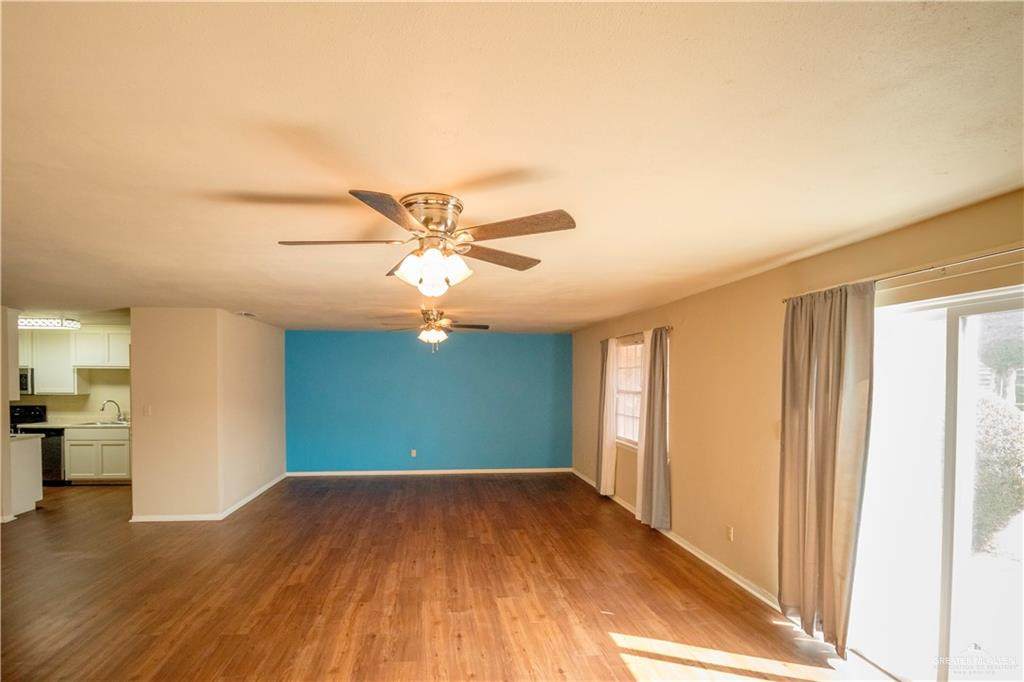https://bt-photos.global.ssl.fastly.net/mcallen/orig_boomver_1_496646-2.jpg