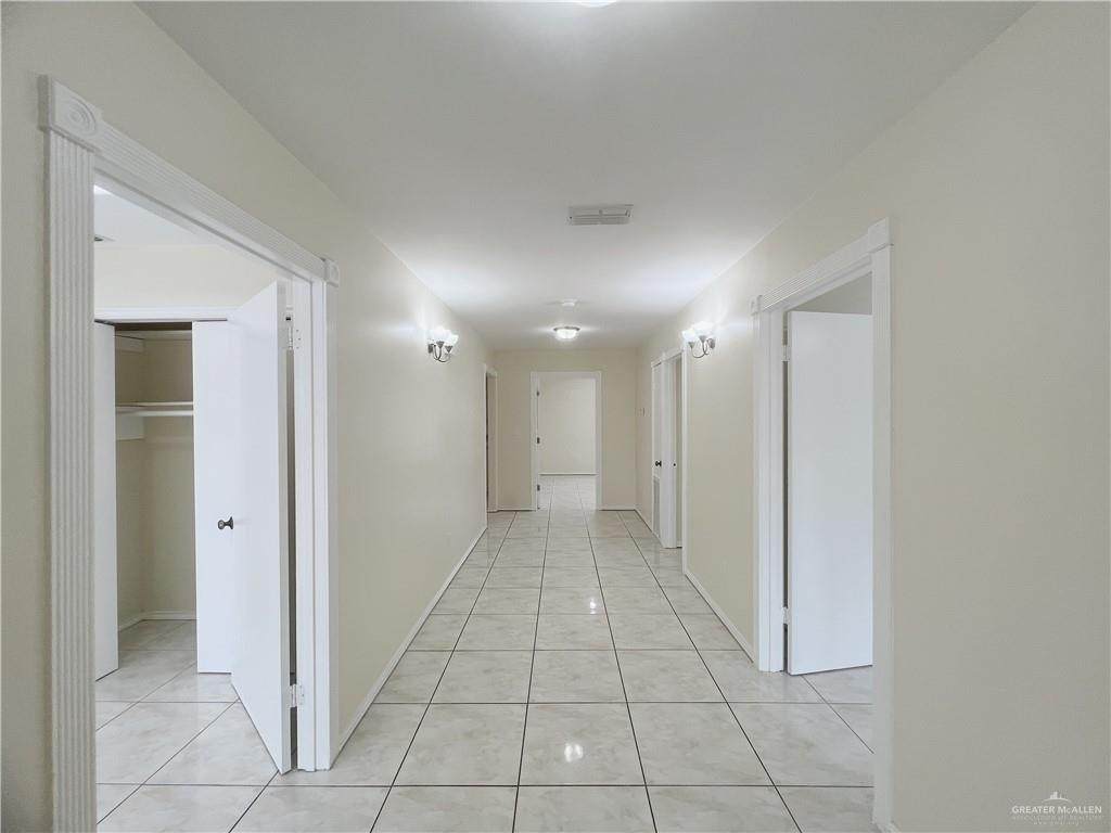 https://bt-photos.global.ssl.fastly.net/mcallen/orig_boomver_1_496678-2.jpg