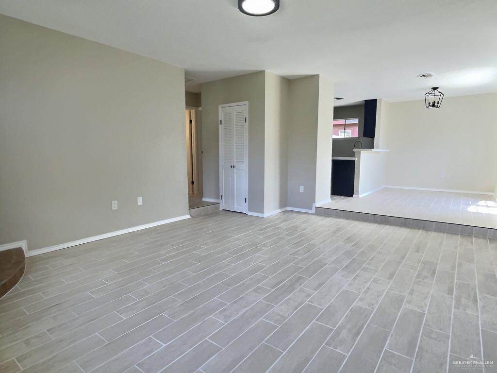 https://bt-photos.global.ssl.fastly.net/mcallen/orig_boomver_1_497105-2.jpg