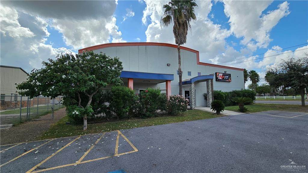 2821 Zinnia - Photo 1