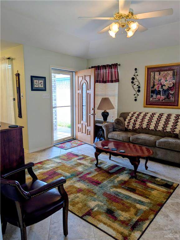 https://bt-photos.global.ssl.fastly.net/mcallen/orig_boomver_1_497542-2.jpg