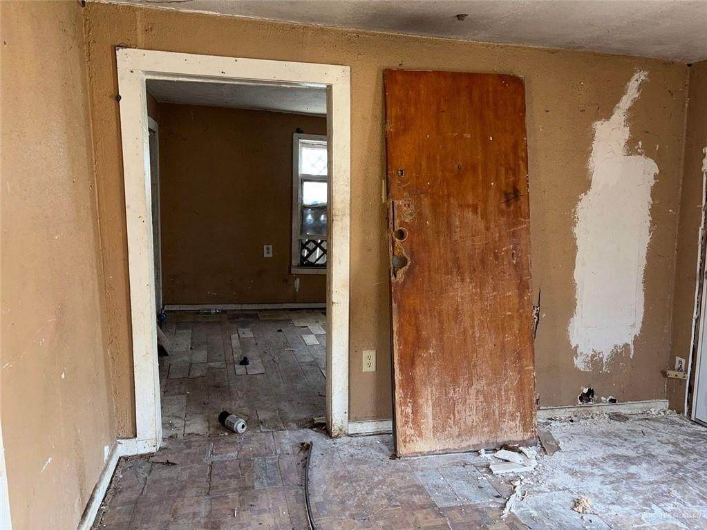 https://bt-photos.global.ssl.fastly.net/mcallen/orig_boomver_1_497688-2.jpg