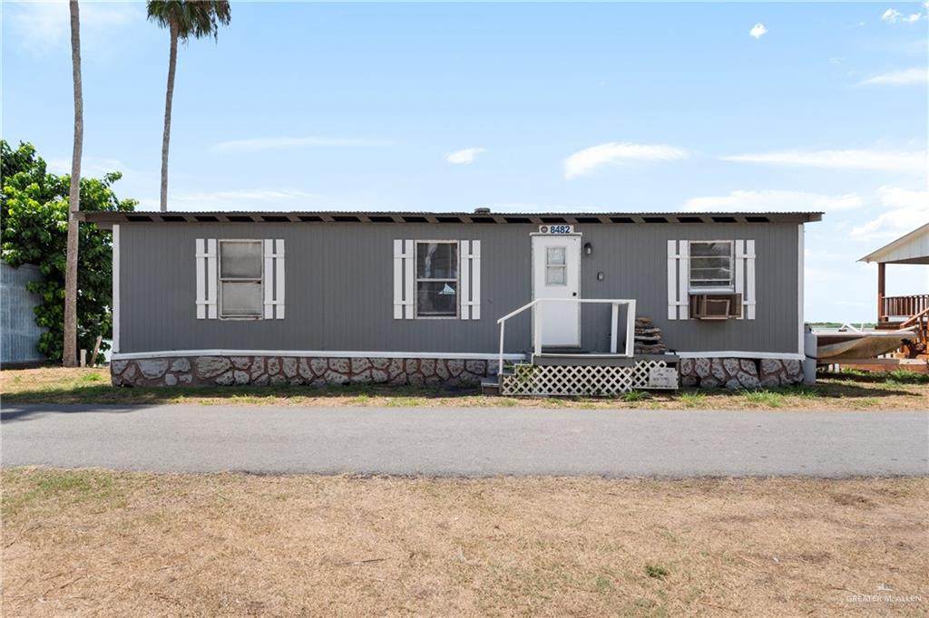 8482 Lago Vista - Photo 1