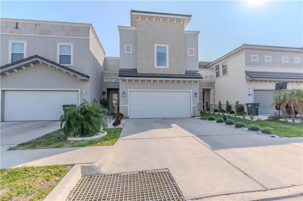 2306 Corales - Photo 1