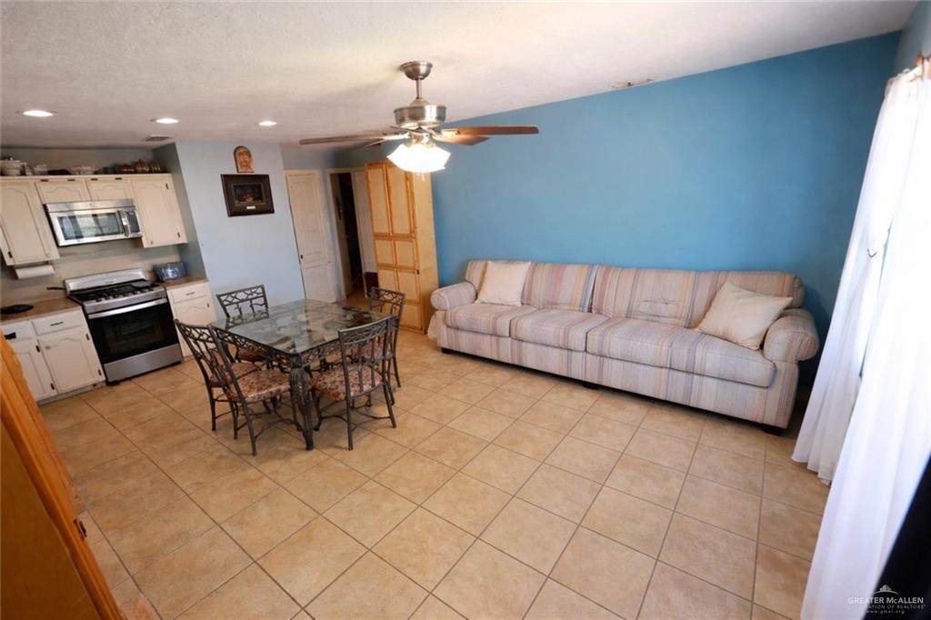 https://bt-photos.global.ssl.fastly.net/mcallen/orig_boomver_2_498005-2.jpg