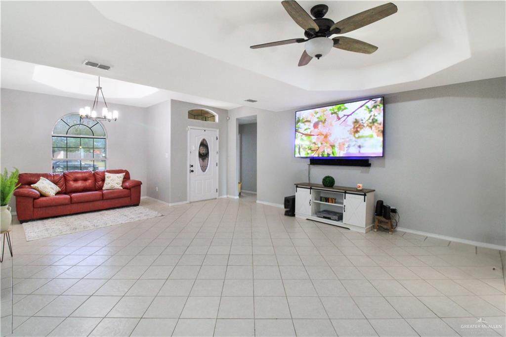 https://bt-photos.global.ssl.fastly.net/mcallen/orig_boomver_1_498098-2.jpg