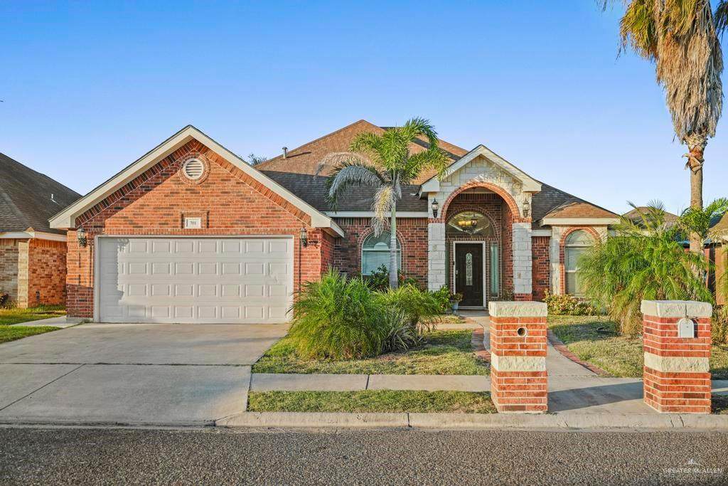 701 Arapaho - Photo 1