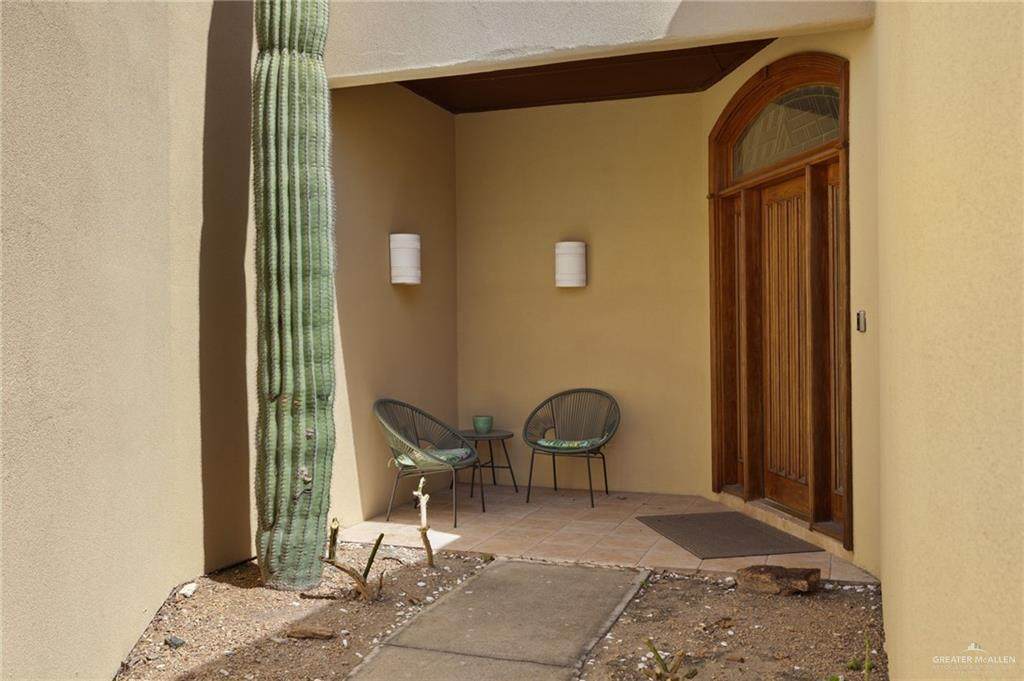 https://bt-photos.global.ssl.fastly.net/mcallen/orig_boomver_1_498303-2.jpg