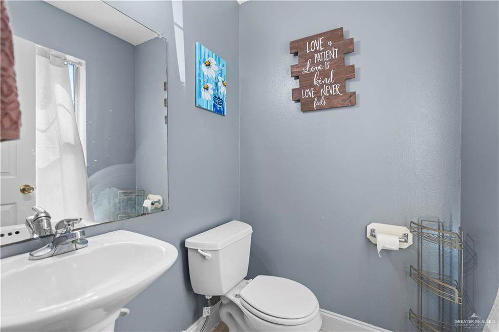 https://bt-photos.global.ssl.fastly.net/mcallen/orig_boomver_1_498492-2.jpg
