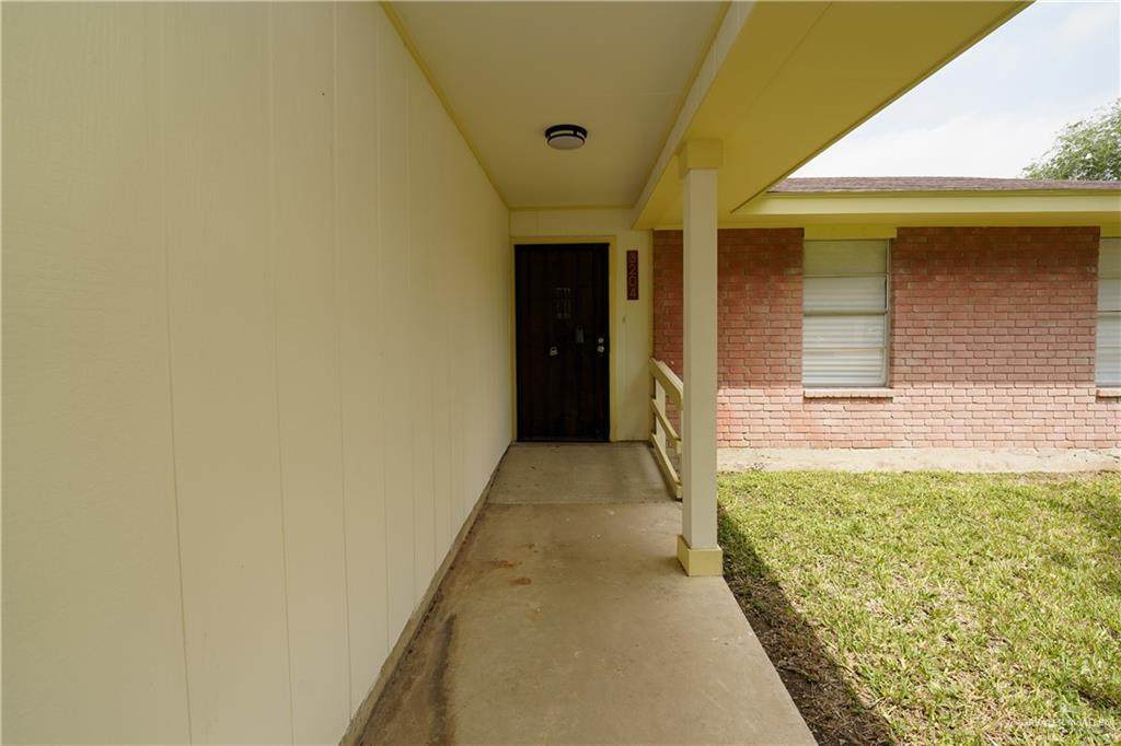 https://bt-photos.global.ssl.fastly.net/mcallen/orig_boomver_1_498580-2.jpg