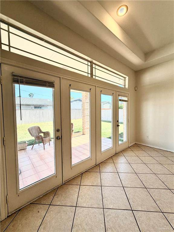 https://bt-photos.global.ssl.fastly.net/mcallen/orig_boomver_1_498729-2.jpg