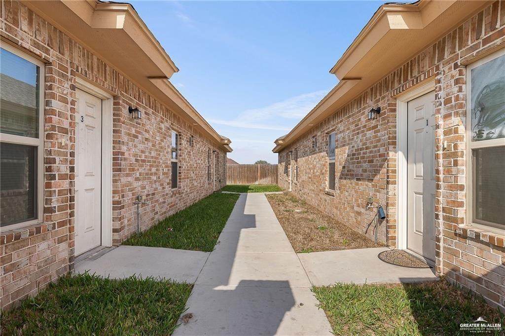 https://bt-photos.global.ssl.fastly.net/mcallen/orig_boomver_1_499993-2.jpg