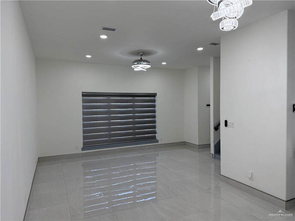 https://bt-photos.global.ssl.fastly.net/mcallen/orig_boomver_1_500116-2.jpg