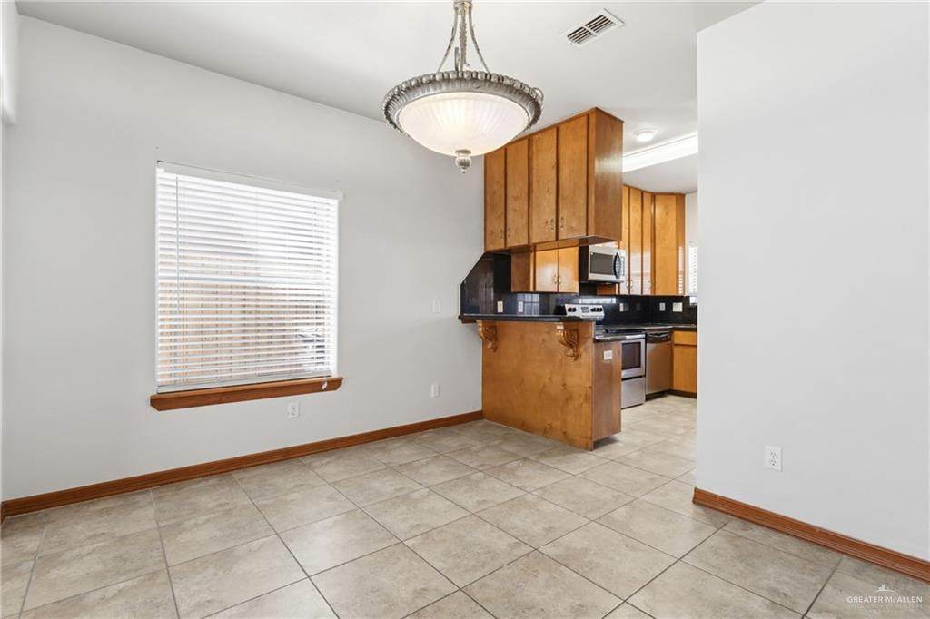 https://bt-photos.global.ssl.fastly.net/mcallen/orig_boomver_1_500208-2.jpg