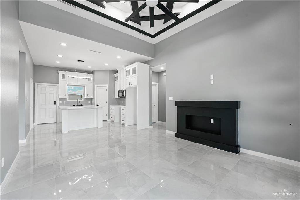 https://bt-photos.global.ssl.fastly.net/mcallen/orig_boomver_1_500387-2.jpg