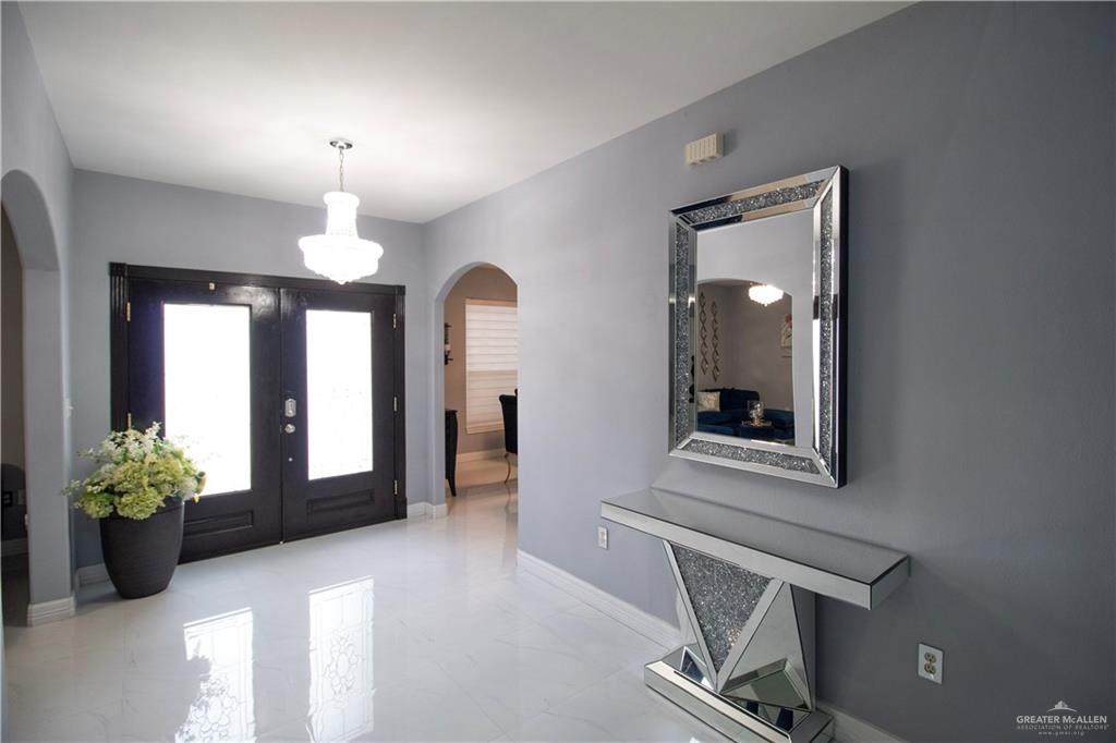 https://bt-photos.global.ssl.fastly.net/mcallen/orig_boomver_1_500393-2.jpg