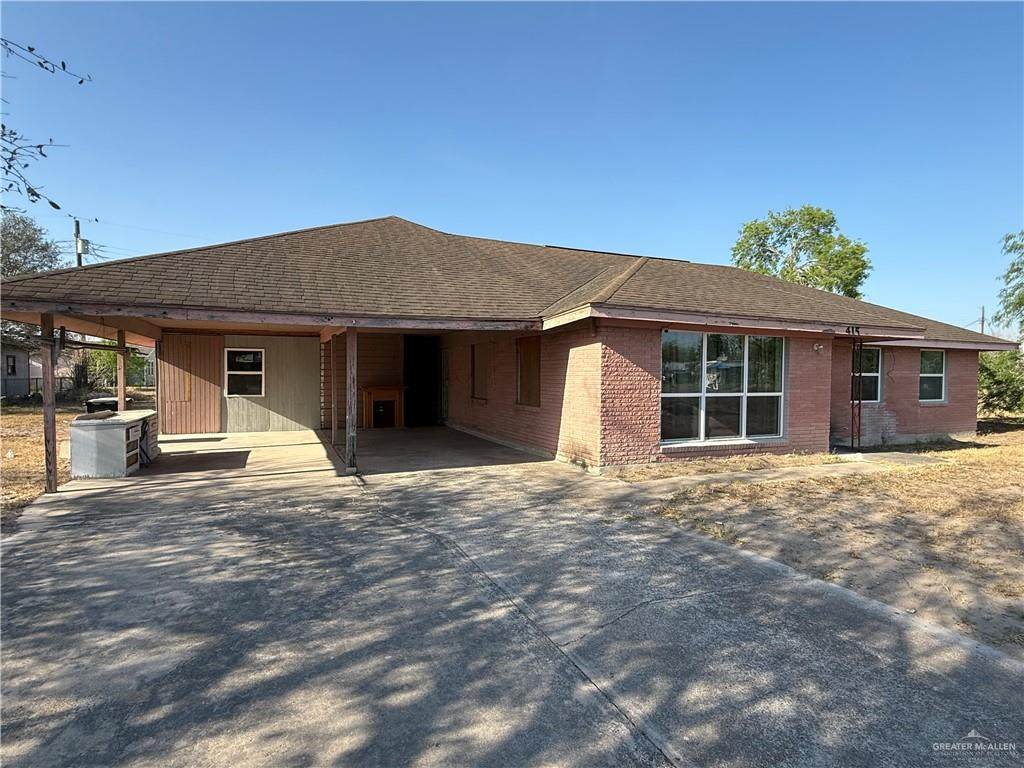 415 Edinburg - Photo 1