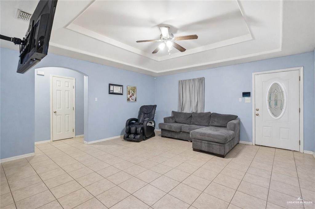 https://bt-photos.global.ssl.fastly.net/mcallen/orig_boomver_1_500758-2.jpg