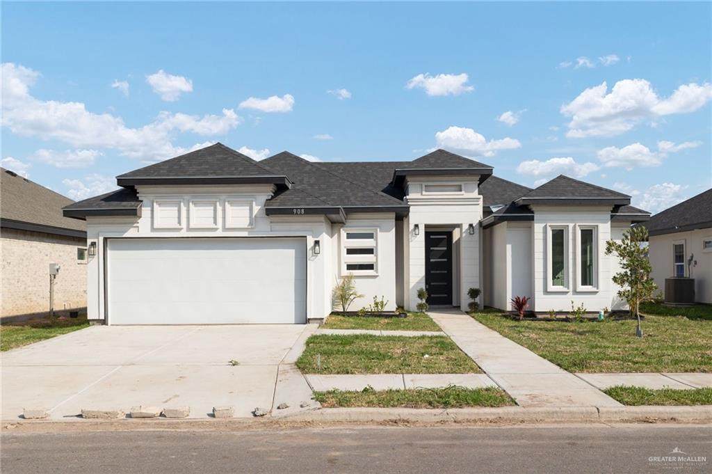 908 39th - Photo 1