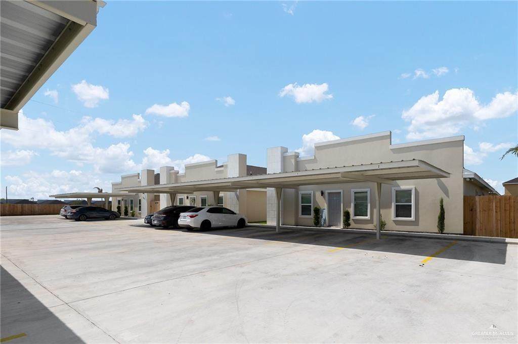 1601 Hyatt - Photo 1