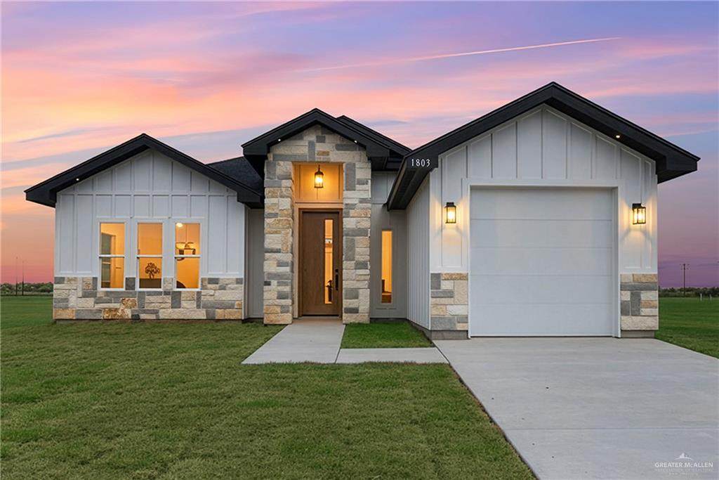 1803 Karianna - Photo 1