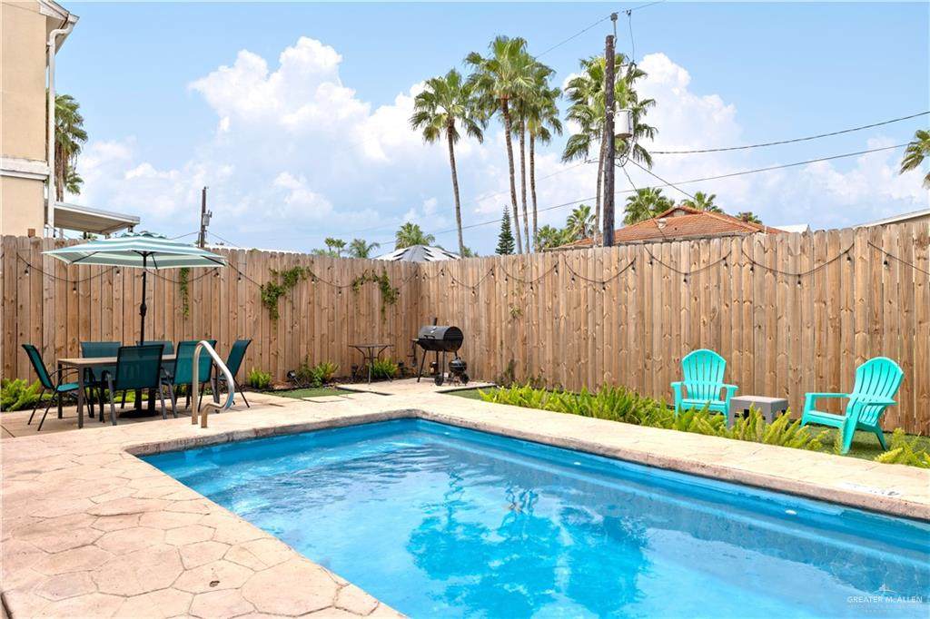 https://bt-photos.global.ssl.fastly.net/mcallen/orig_boomver_1_501783-2.jpg