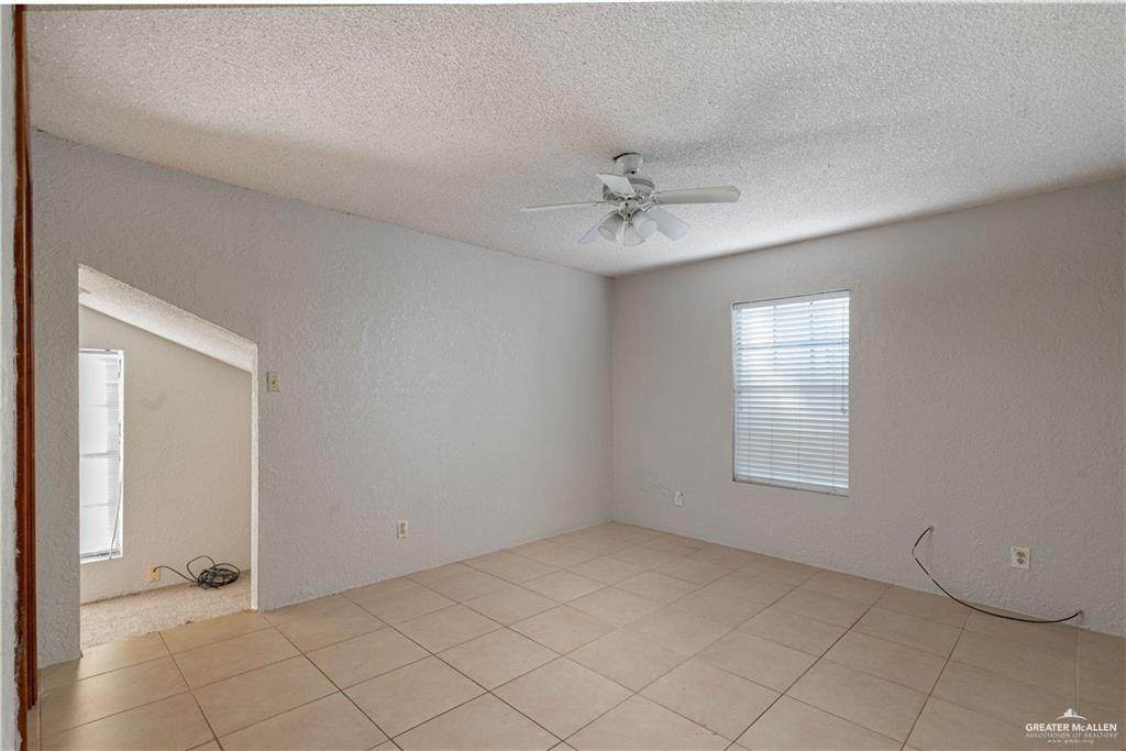 https://bt-photos.global.ssl.fastly.net/mcallen/orig_boomver_1_502743-2.jpg