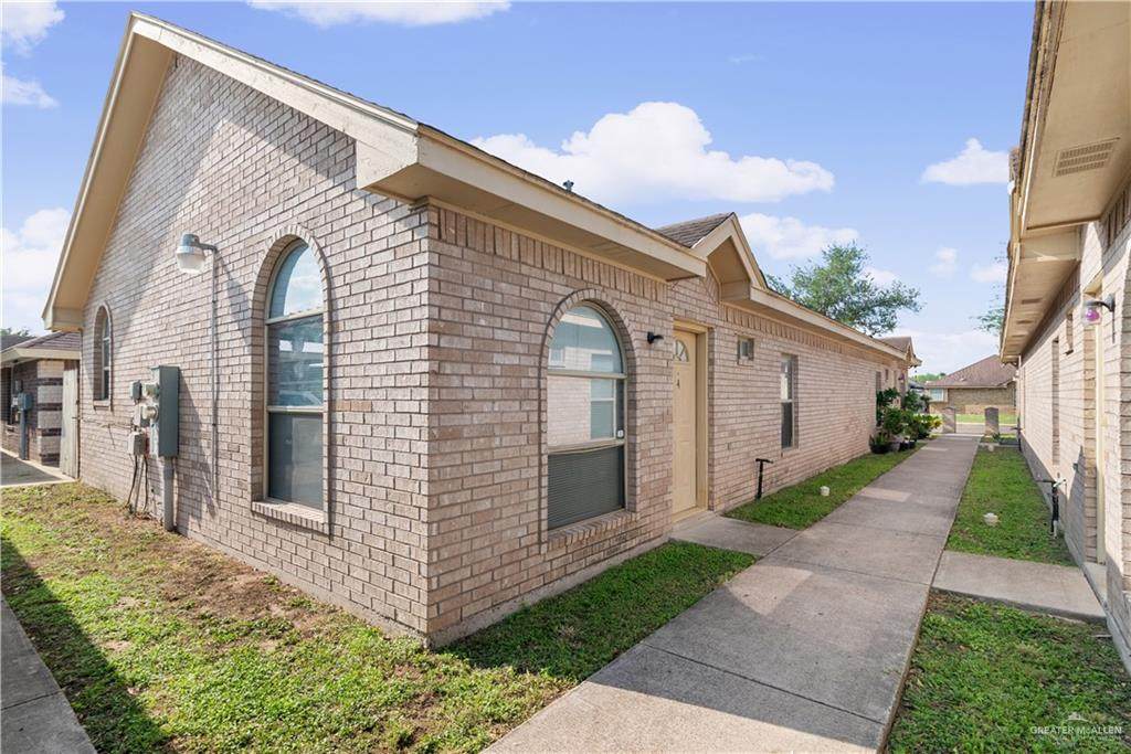 https://bt-photos.global.ssl.fastly.net/mcallen/orig_boomver_1_502861-2.jpg