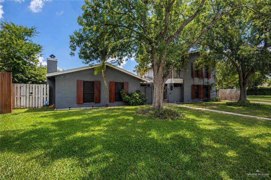 3129 Clifford - Photo 1