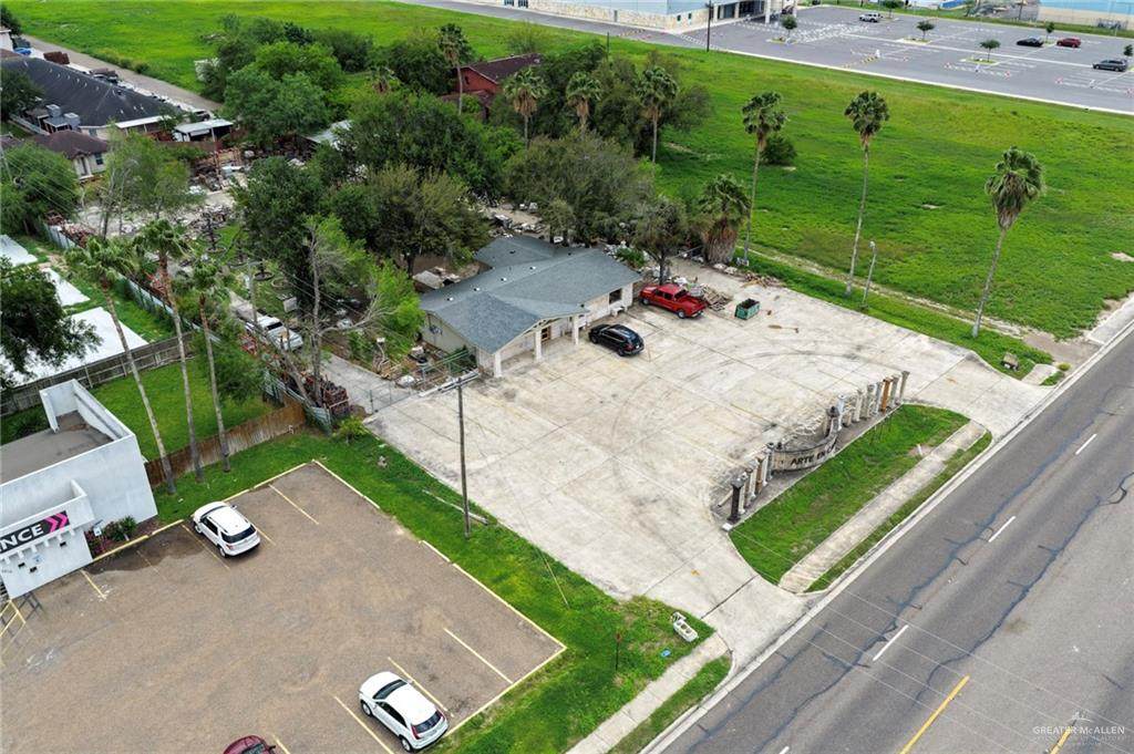 2900 Mccoll - Photo 1