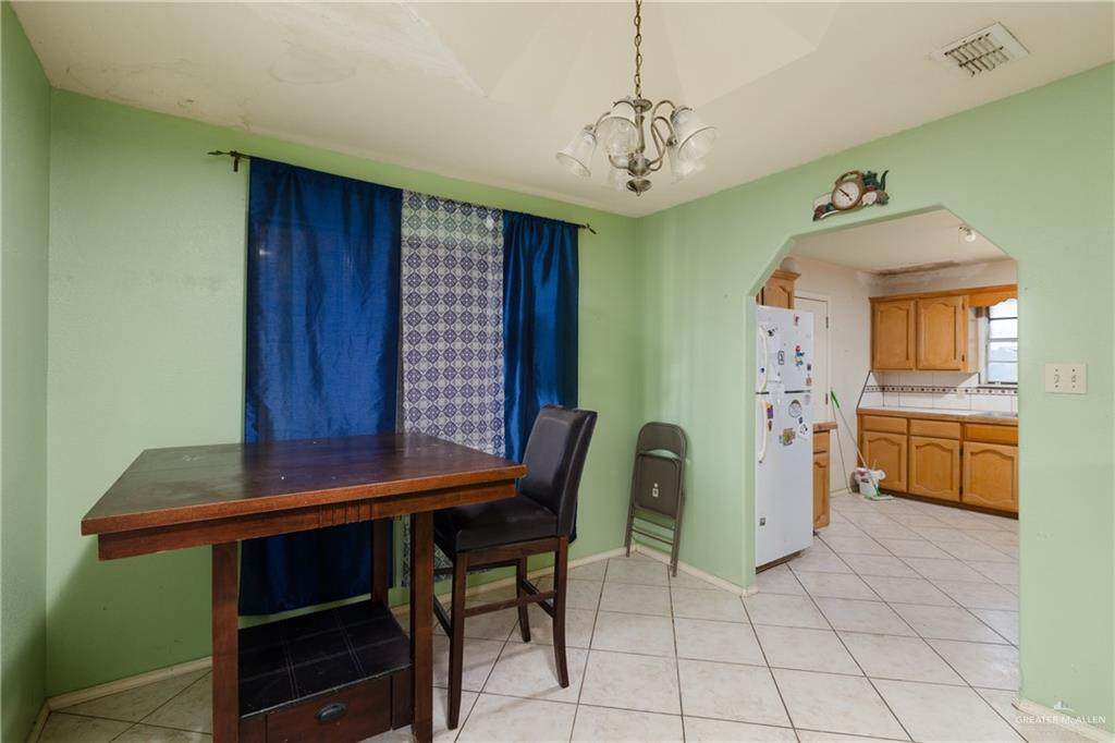 https://bt-photos.global.ssl.fastly.net/mcallen/orig_boomver_1_502948-2.jpg