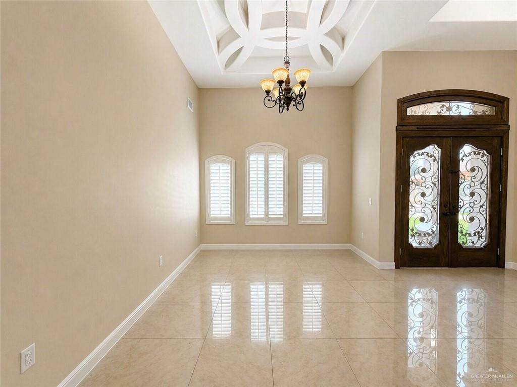 https://bt-photos.global.ssl.fastly.net/mcallen/orig_boomver_1_503111-2.jpg
