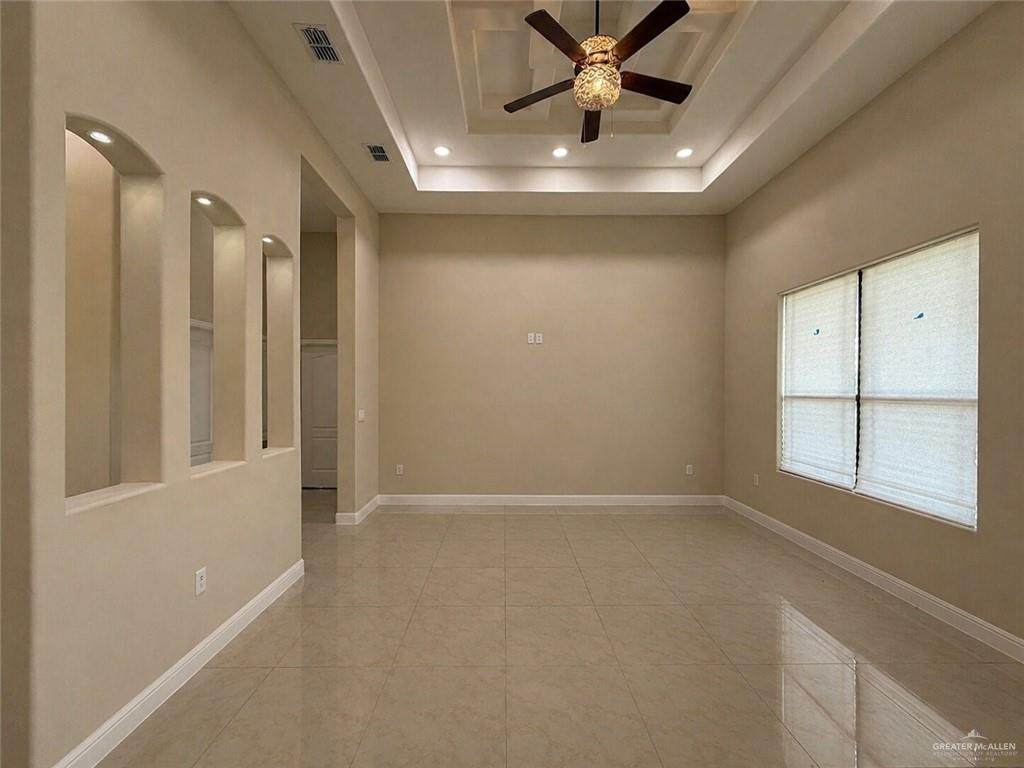 https://bt-photos.global.ssl.fastly.net/mcallen/orig_boomver_1_503111-2.jpg