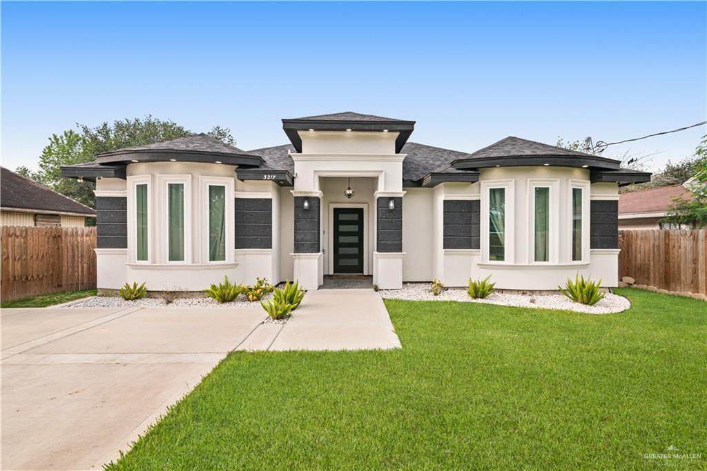 3217 Yvonne - Photo 1