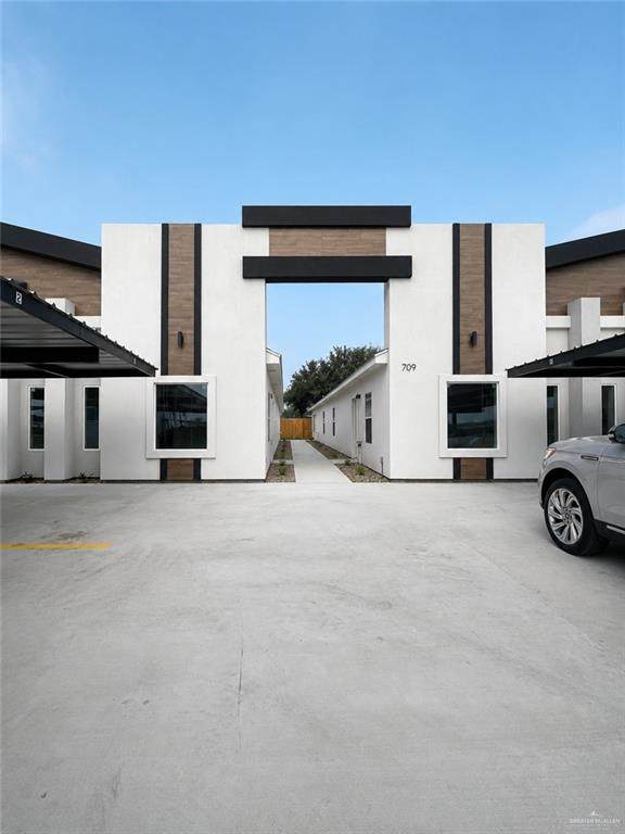 709 Emerald - Photo 1