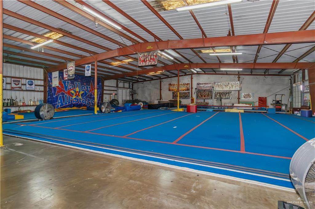 https://bt-photos.global.ssl.fastly.net/mcallen/orig_boomver_1_504404-2.jpg