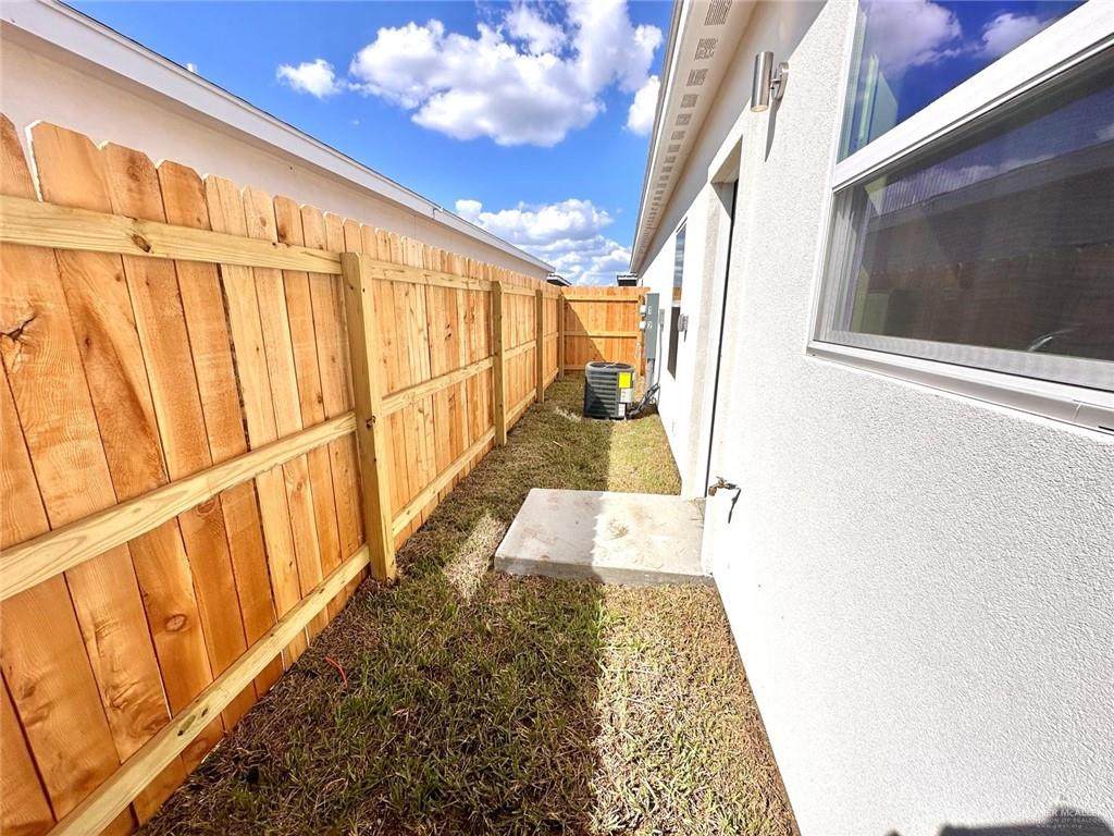 https://bt-photos.global.ssl.fastly.net/mcallen/orig_boomver_1_505577-2.jpg
